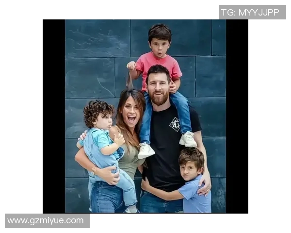 小鲜肉与足球明星的魅力对比分析谁更受年轻人追捧 小鲜肉与足球明星的魅力对比分析谁更受年轻人追捧