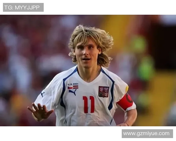 足球明星华丽登场精彩瞬间集锦视频回顾与分析