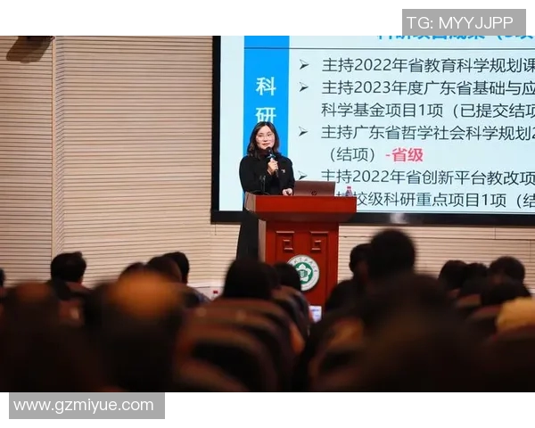 足球明星足外翻现象解析及其对职业生涯的影响探讨